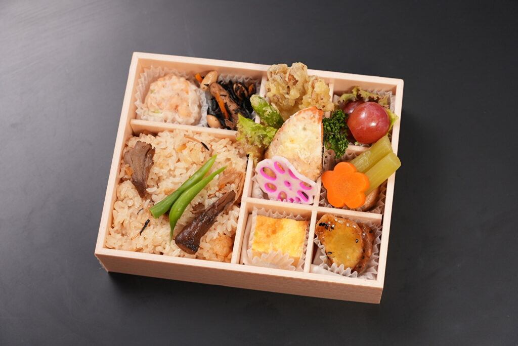 秋小箱 | 弁当、オードブルを酒田市、鶴岡市周辺に宅配、仕出し｜御園